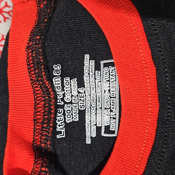 Winter pajamas Size 4 - Picture 5 of 5